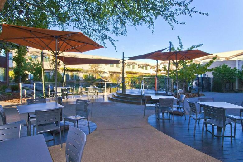 Doubletree By Hilton Hotel & Spa Napa Valley-american Canyon