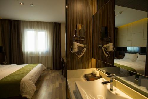 Durian Candy Featured Hotel People Cinema Branch