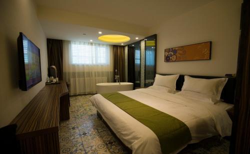 Durian Candy Featured Hotel People Cinema Branch