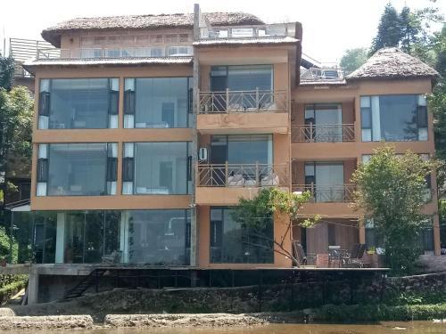 Hostal Beyond The Terrace Residence