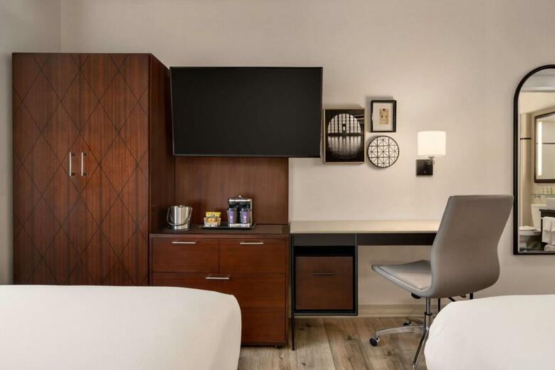 Hotel Doubletree By Hilton New York Downtown