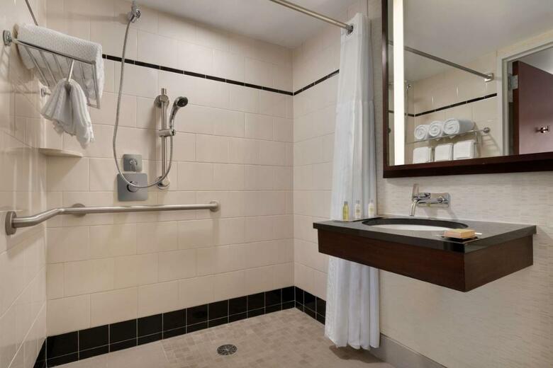 Hotel Doubletree By Hilton New York Downtown
