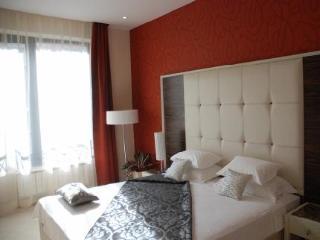Crystal Hotel - Belgrade