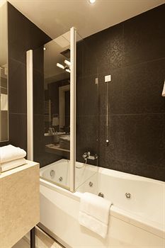 Crystal Hotel - Belgrade