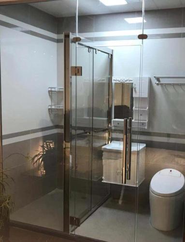 Yangzhou Jinglu Apartment