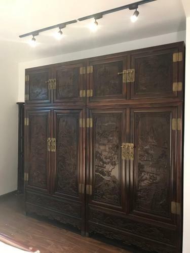 Yangzhou Jinglu Apartment