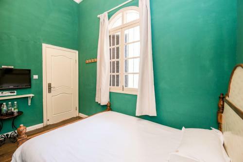 Hostal Gulang Yu Xiaobai Gong Guest House