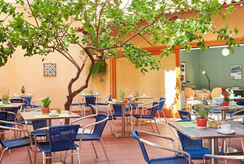 Hotel Punta Nord-est