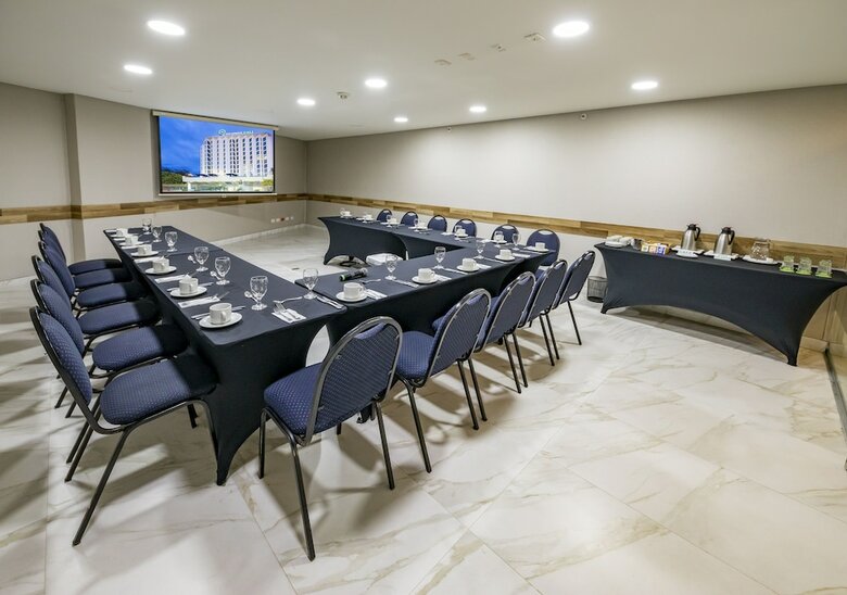 Cosmos Xpress Hotel