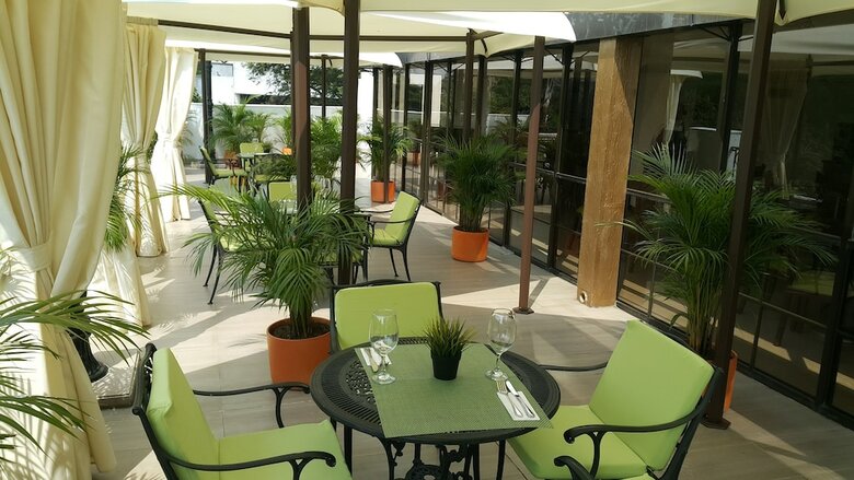 Cosmos Xpress Hotel