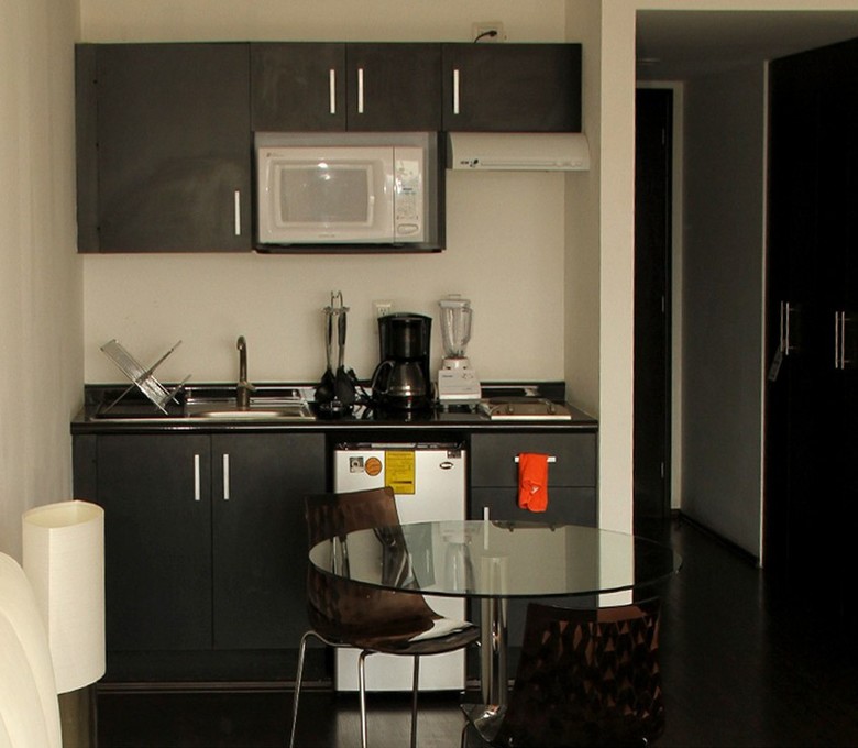 Hotel Pia Suites