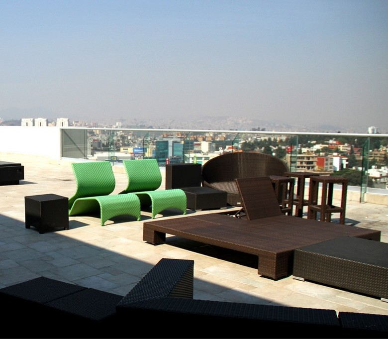 Hotel Pia Suites