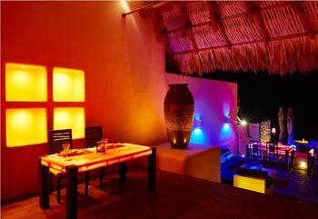 Tentaciones Hotel And Lounge Pool