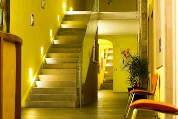 Monteleon Hotel And Suites