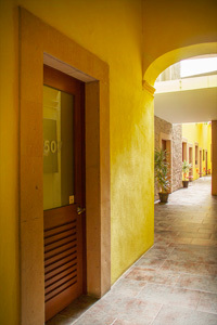 Monteleon Hotel And Suites