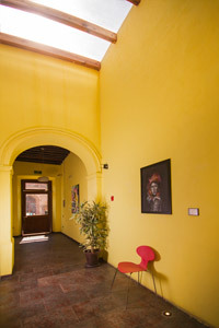 Monteleon Hotel And Suites