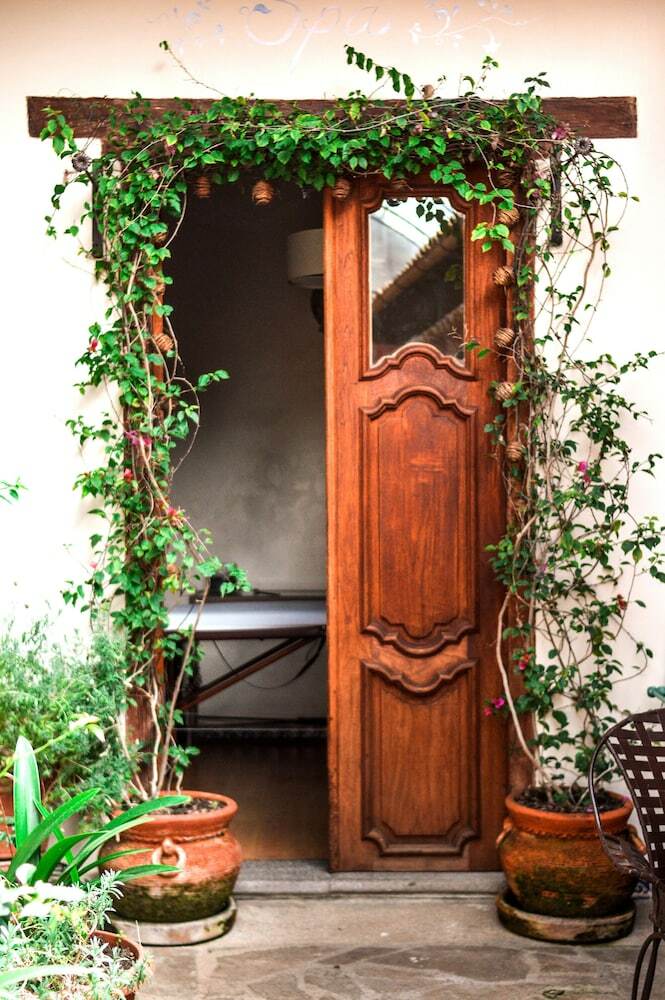 Hotel Casa De Los Arcangeles