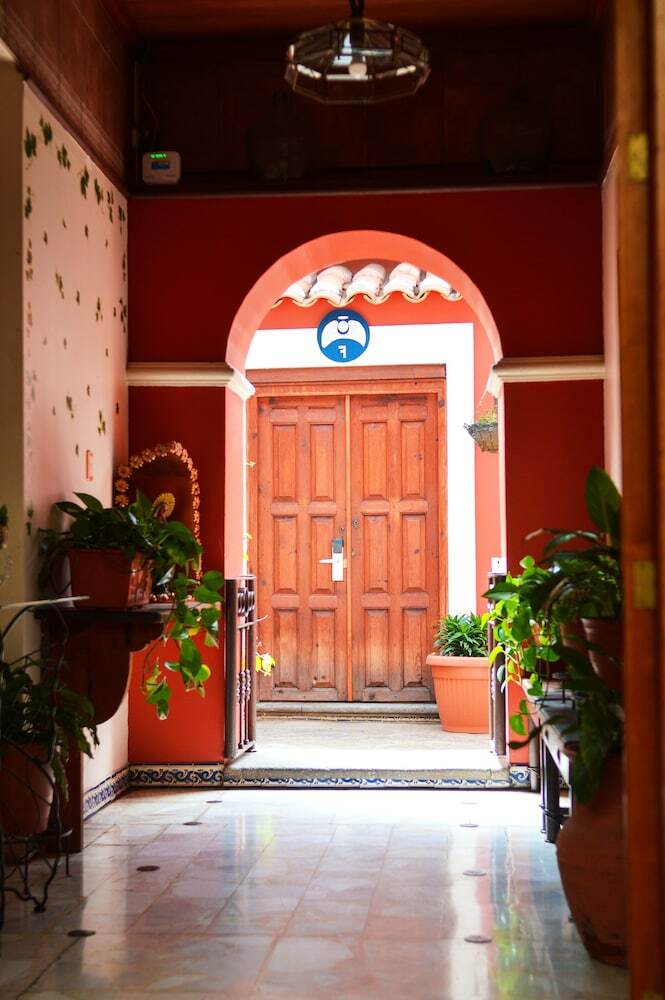 Hotel Casa De Los Arcangeles
