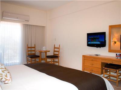Hotel Marinaterra