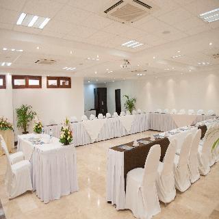 Hotel Marinaterra