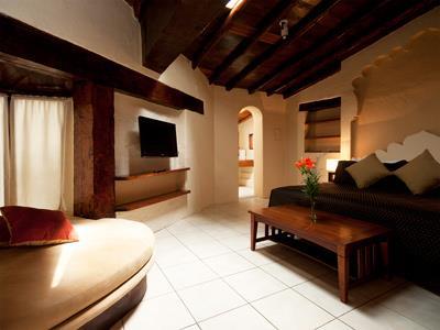 Loto Azul Hotel And Spa