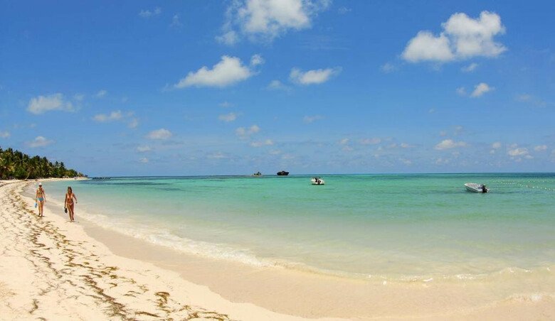 Cocoplum Beach Hotel