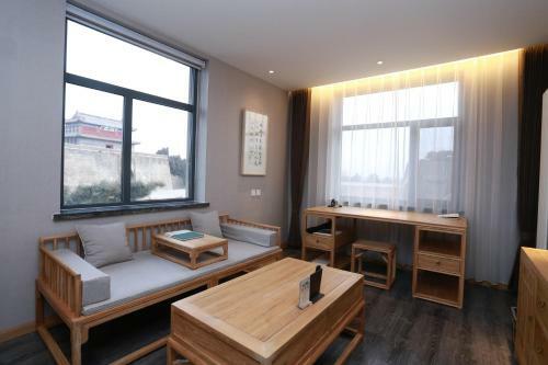Qinhuangdao Xinting Calligraphy Hotel