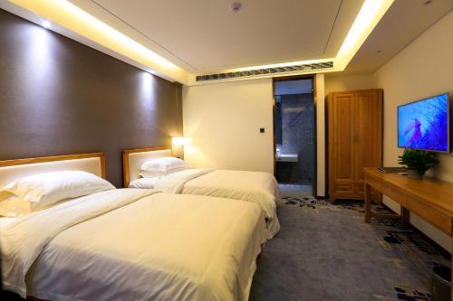 Deyi Banhai Tingshu Hotel