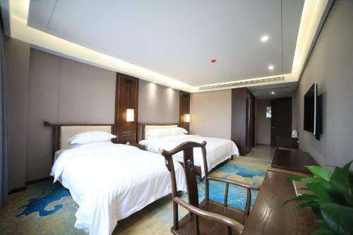 Deyi Banhai Tingshu Hotel