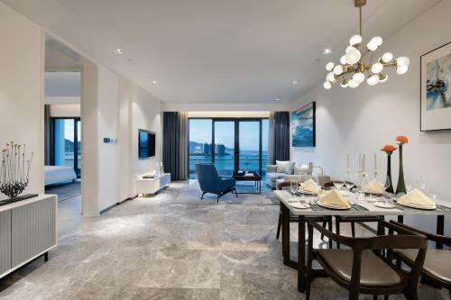 Sanya Rock Platinum Sea View Hotel