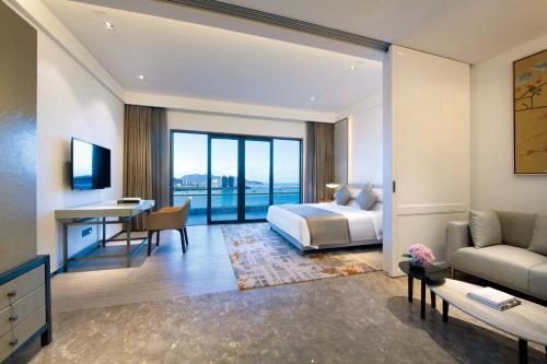 Sanya Rock Platinum Sea View Hotel