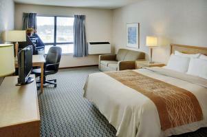 Hotel Comfort Inn Hwy. 401