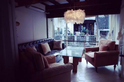 Mo Du Hou Hua Yuan Apartment