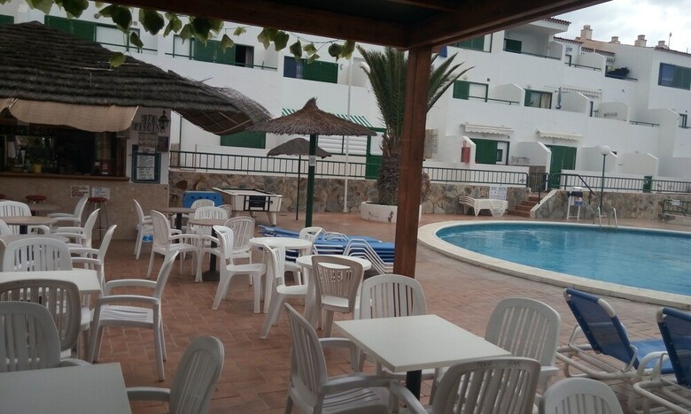 Apartamentos Alondras Park