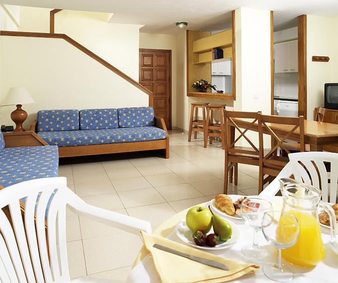 Aparthotel Parque De La Paz
