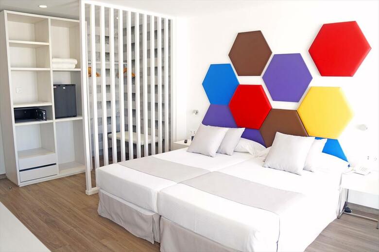 Hotel Alexandre Troya