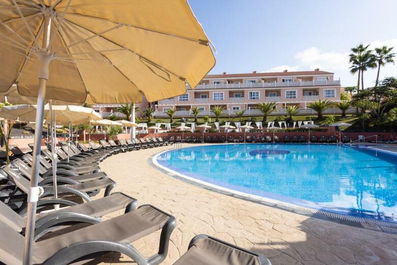 El Duque Aparthotel