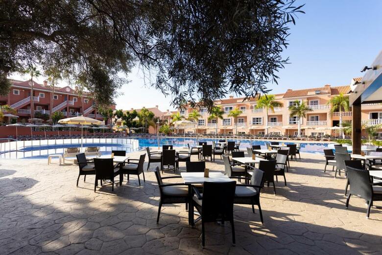 El Duque Aparthotel