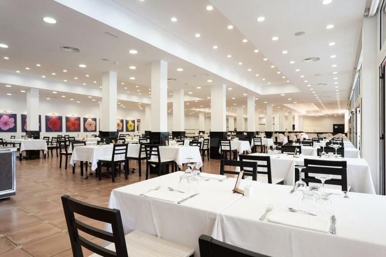 El Duque Aparthotel