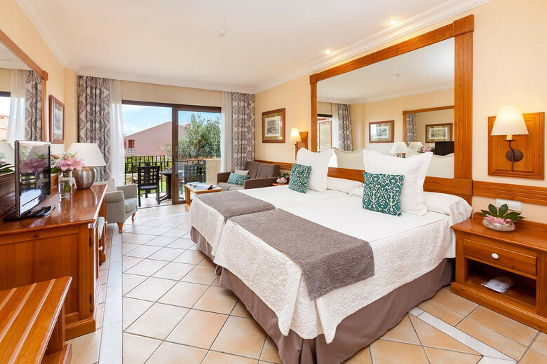 Hotel Gf Gran Costa Adeje