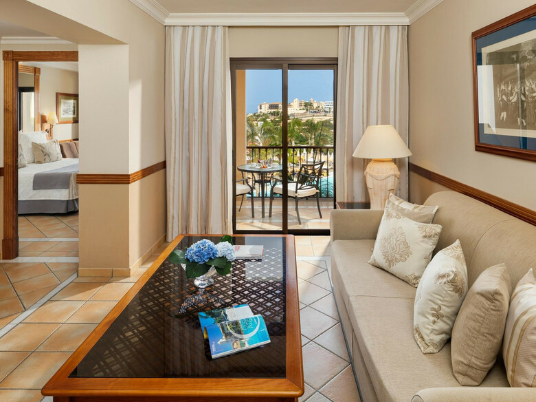 Hotel Gf Gran Costa Adeje