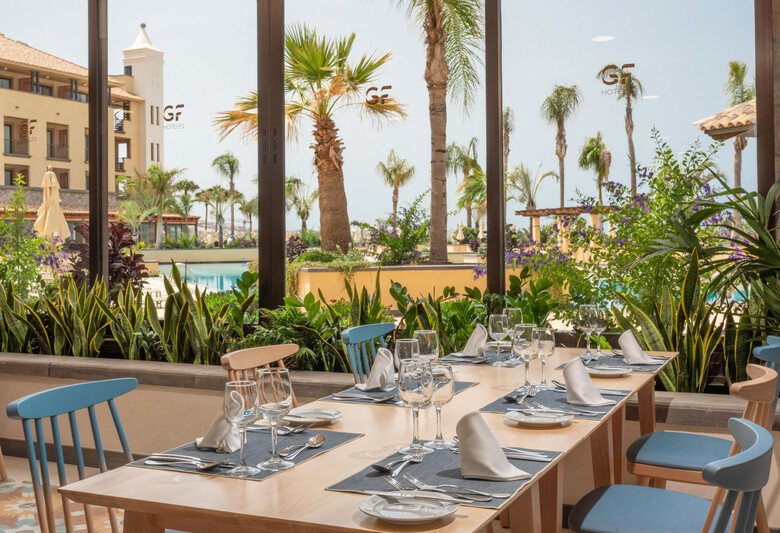 Hotel Gf Gran Costa Adeje