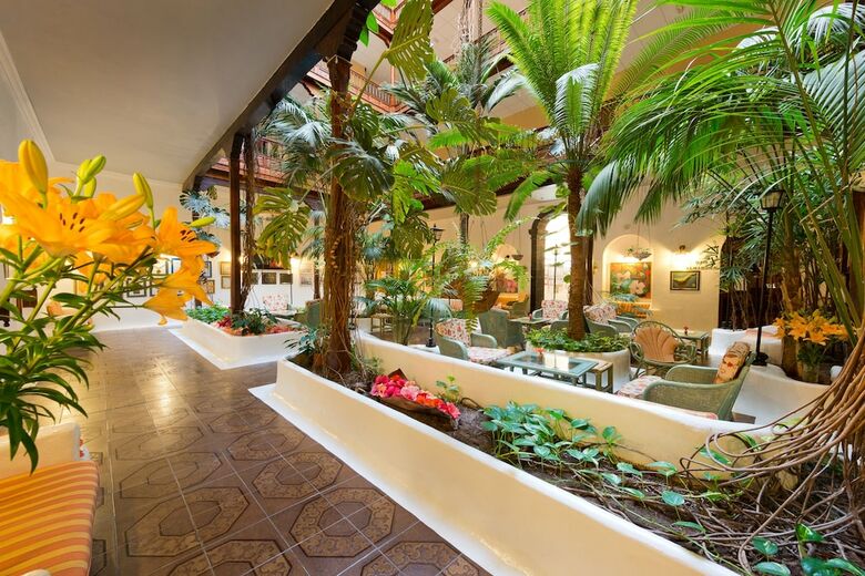 Hotel Monopol