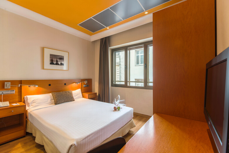 Hotel Petit Palace Cliper Gran Via