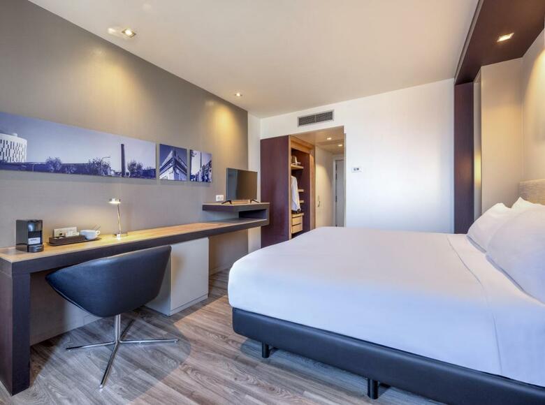 Hotel Barcelona Condal Mar Affiliated By Melia