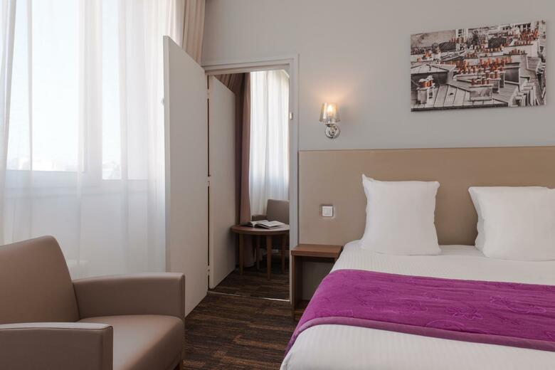 Pley Hotel
