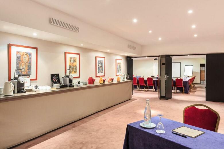 Pley Hotel