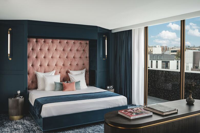 Pley Hotel