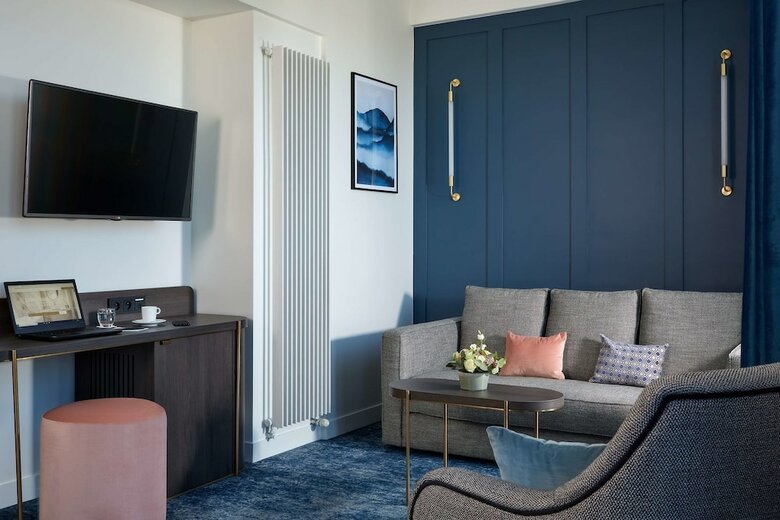 Pley Hotel