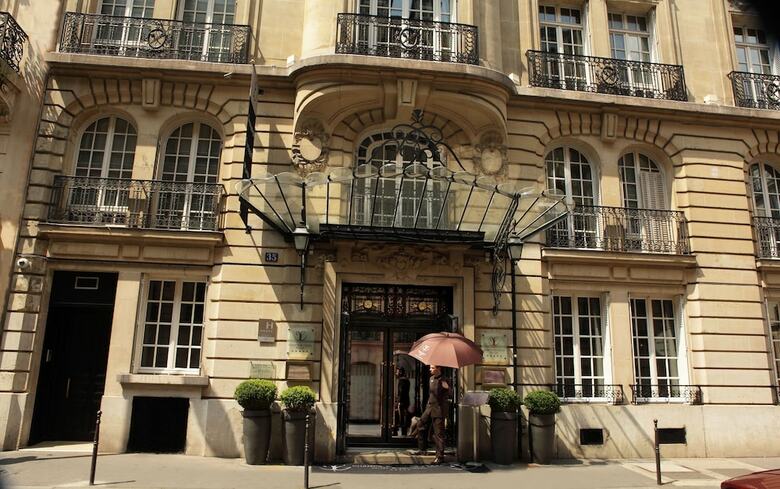 Hotel Champs Elysees Plaza